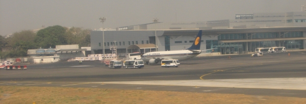 pass Mumbai Airport's domestic departures hall